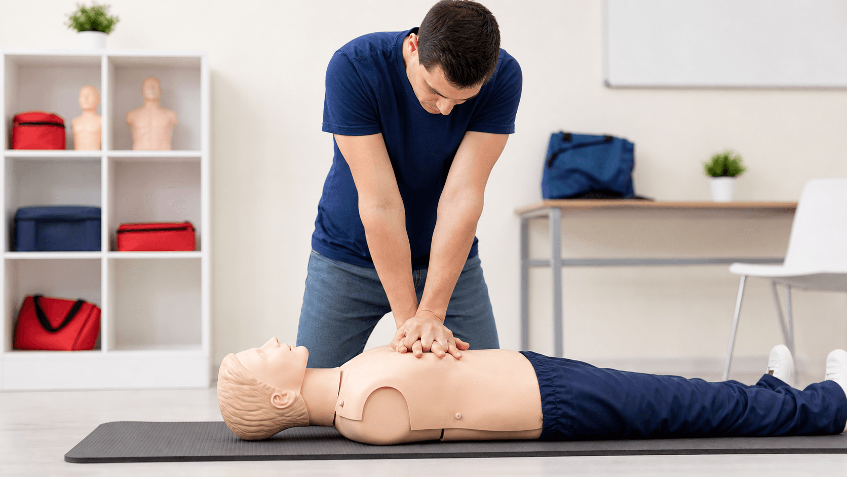 Hands-only CPR posture demonstration